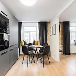 Newly Refurbished Lukiskiu Square Apartment By Reside Baltic