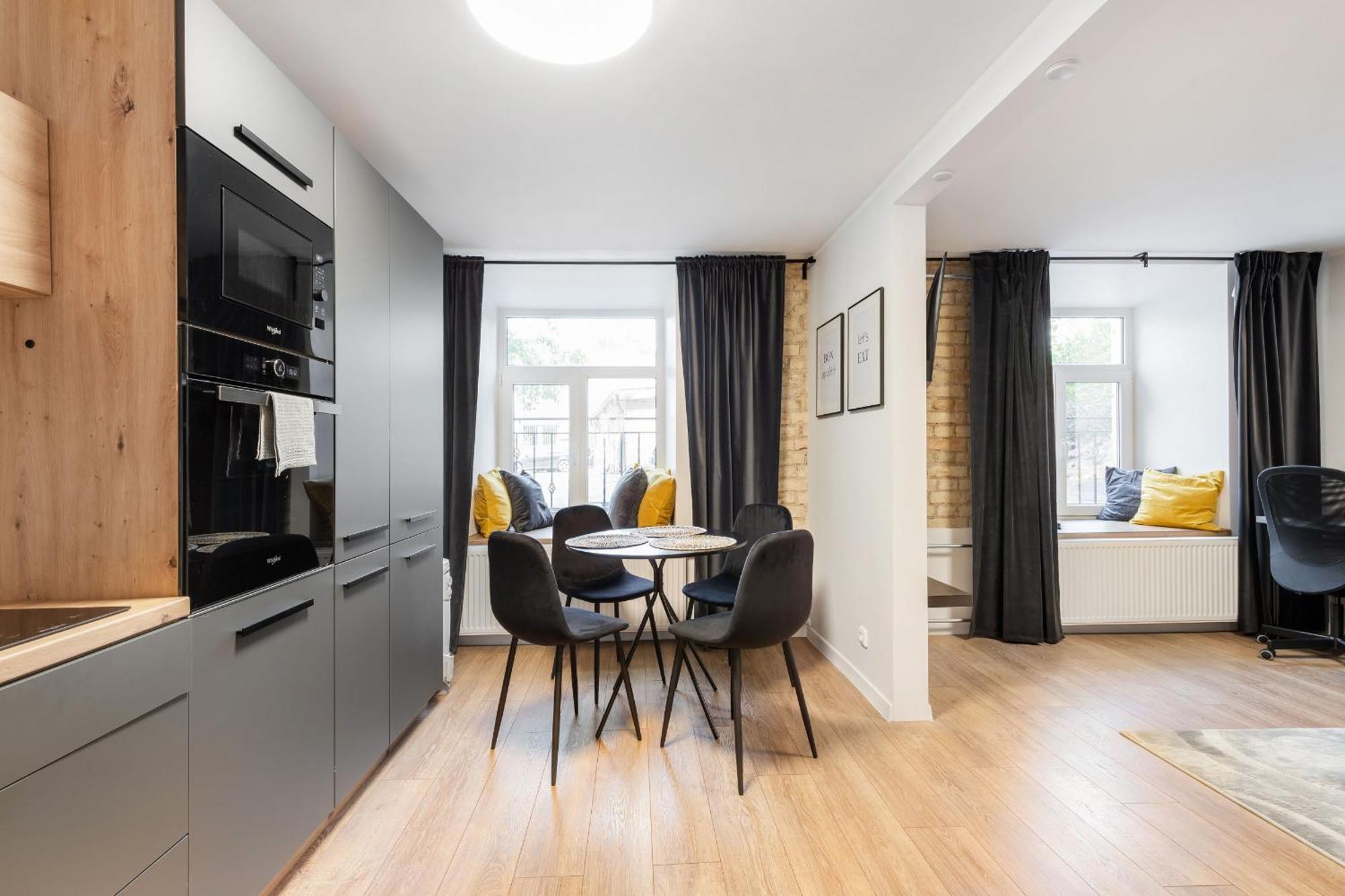 Apartment Newly Refurbished Lukiskiu Square By Reside Baltic *